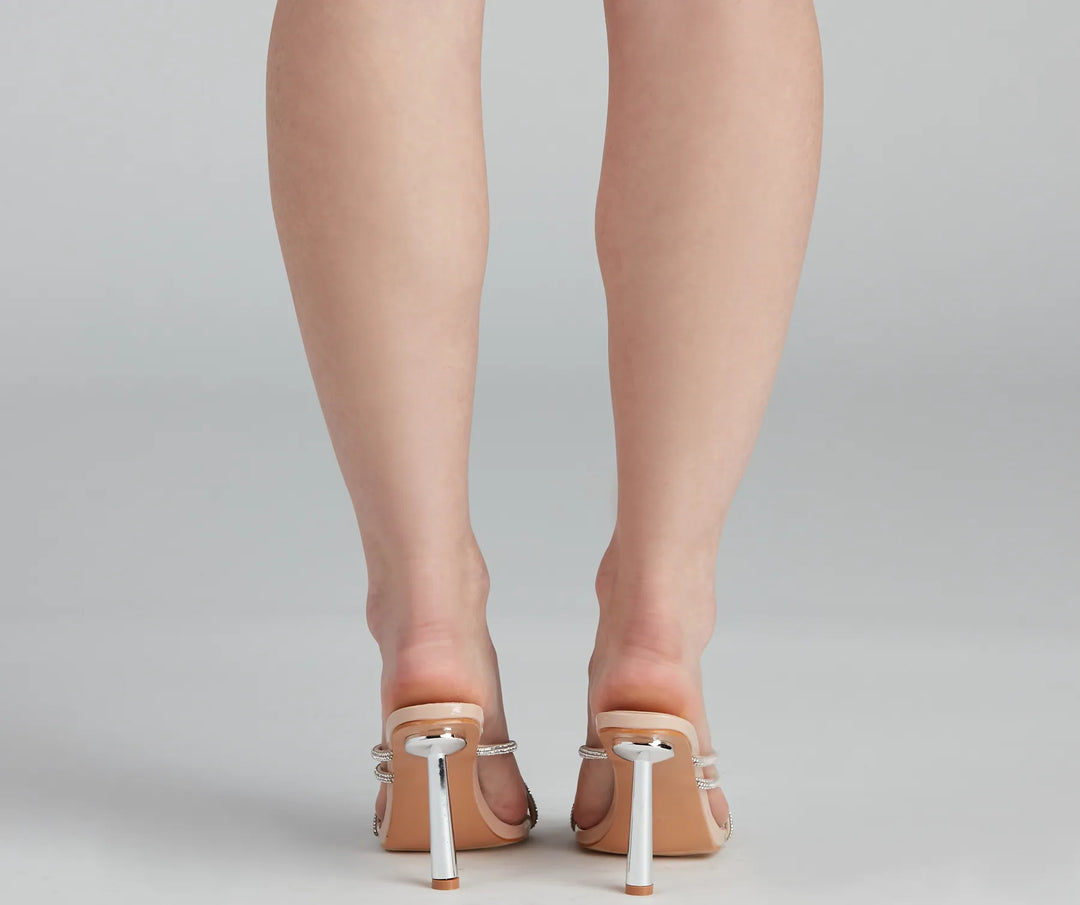 Olśnij w Strappy Mules z Kryształkami i Kwadratowym Noskiem