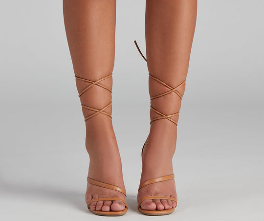 Klasyczne Sznurowane Buty na Obcasie