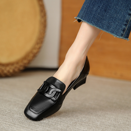 Evrynth | Damskie skórzane loafersy - Elegancki design z klamrą, grube obcasy