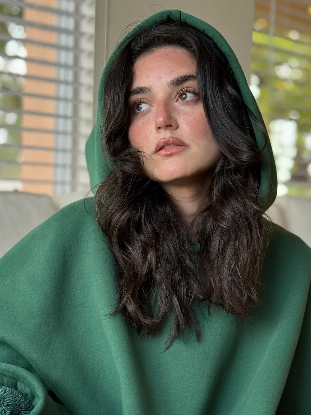 Eden Hoodie Blanket – Twój Kokon Komfortu