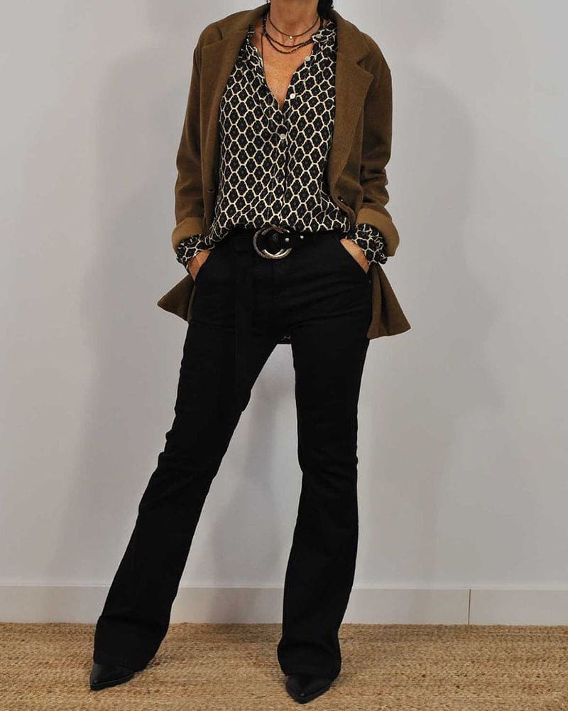 Nova | Elegancka Letnia Bluzka z Dekoltem w Serek dla Kobiet