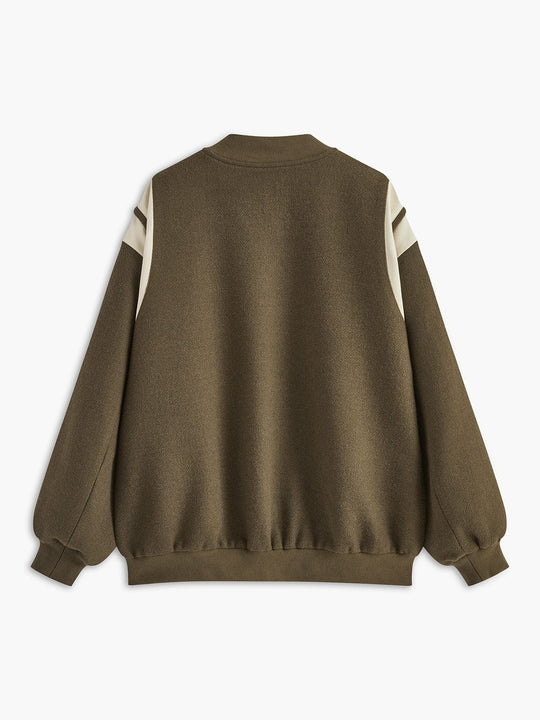 Molly | Luźna kurtka varsity w stylu retro z detalami w paski na rękawach i ściągaczami