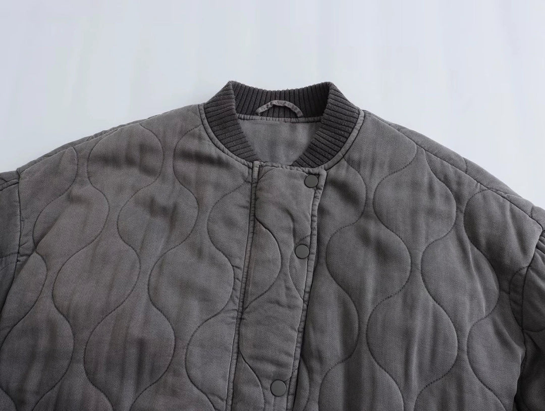Kobieca Przeszywana Kurtka Bomber w Stylu Oversized z Zatrzaskami i Kieszeniami