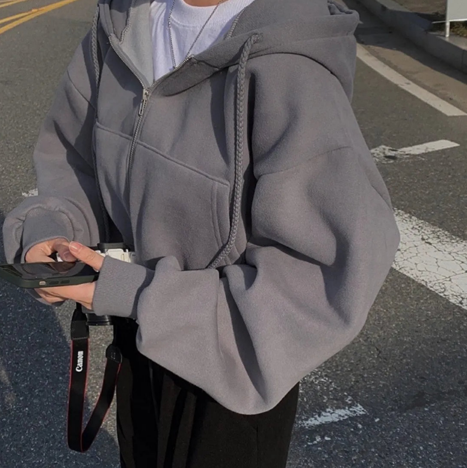 Kobieta | Oversize’owa Bluza na Zamek | Regulowany Kaptur | Praktyczne Kieszenie | Wygodny Styl Casual