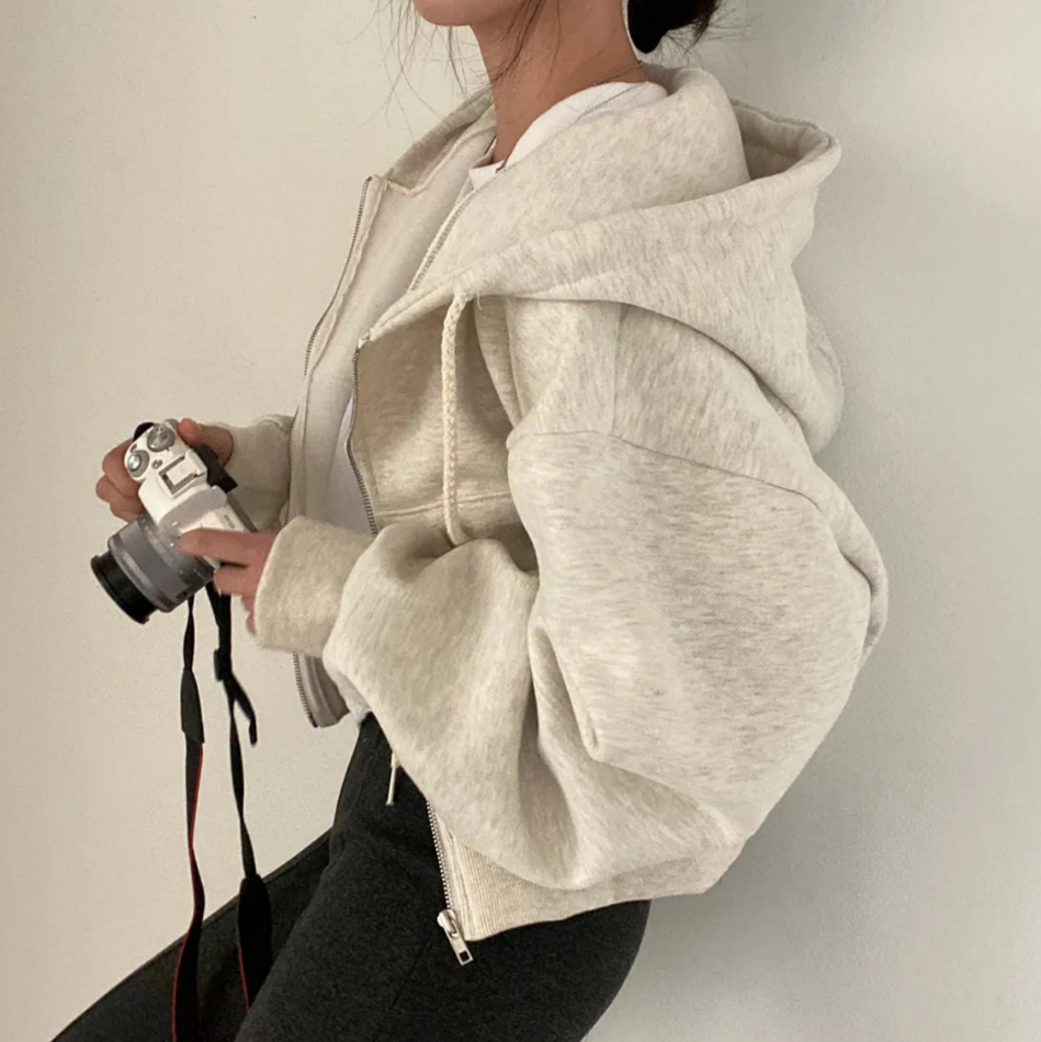 Kobieta | Oversize’owa Bluza na Zamek | Regulowany Kaptur | Praktyczne Kieszenie | Wygodny Styl Casual