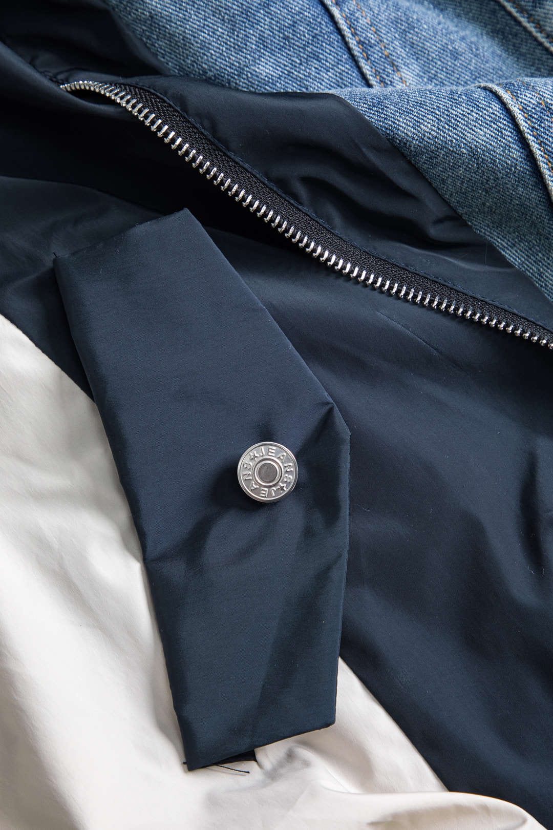 Jade | Kurtka patchworkowa z elementami denimu i nylonu – Luźna i indywidualna