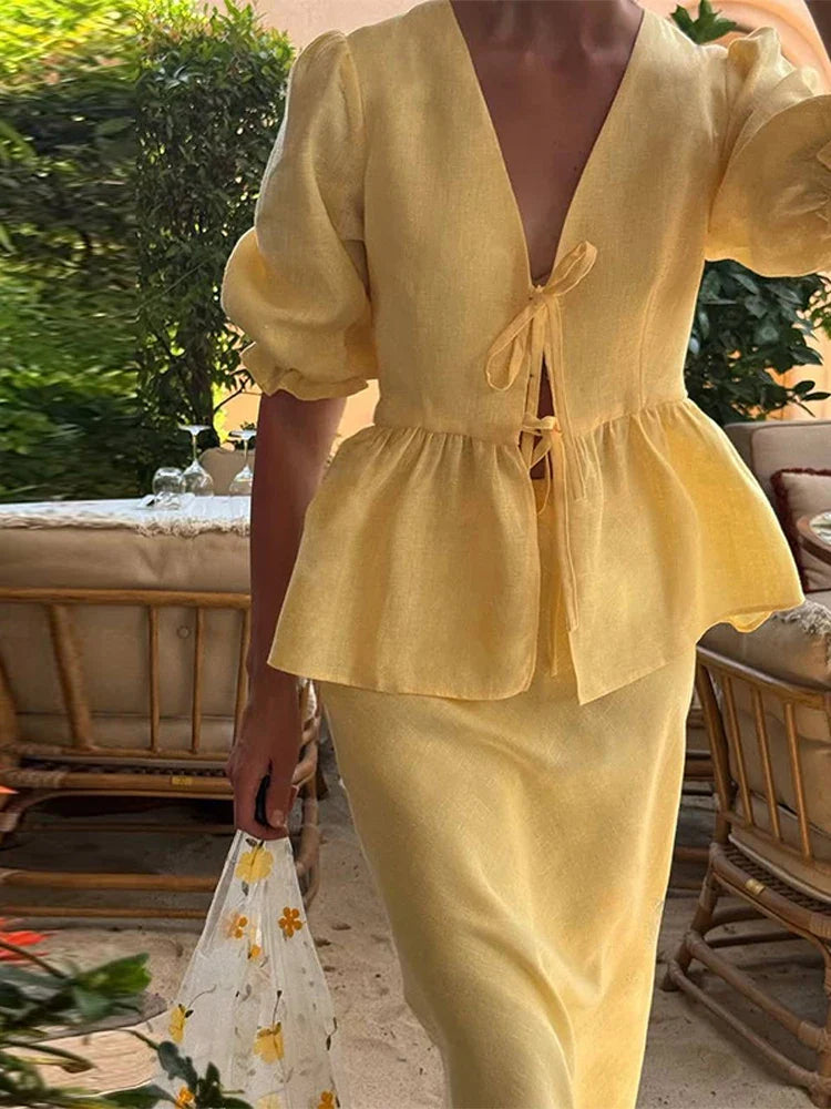 Kobieta | Elegancki Zestaw 2-Częściowy | Bluzka Vintage | Długa Spódnica | Klasyczny Komplet