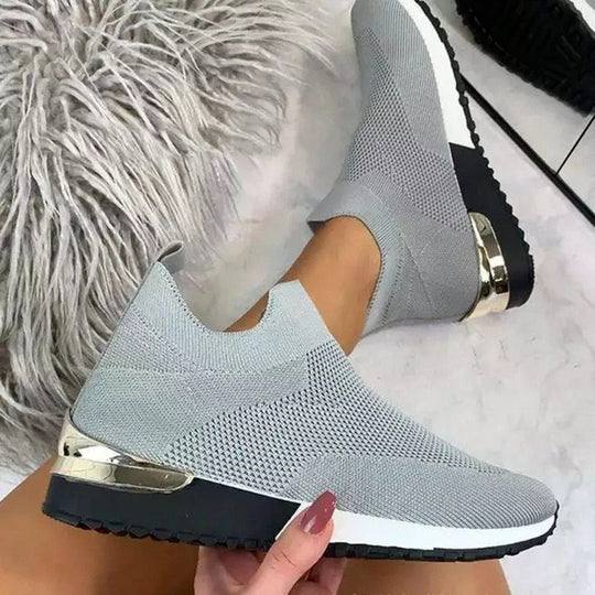 Ventiq | Oddychające elastyczne sneakersy slip-on dla kobiet - lekkie