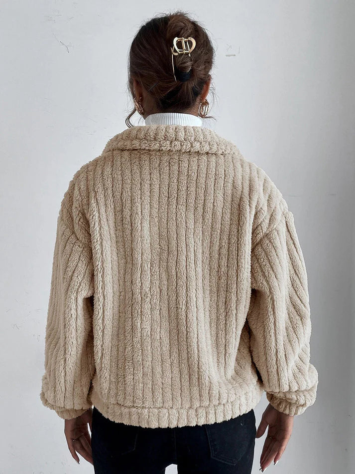 Kobieta | Kurtka Pluszowa Brooke | Miękka i Stylowa | Komfort i Ciepło na Każdą Okazję