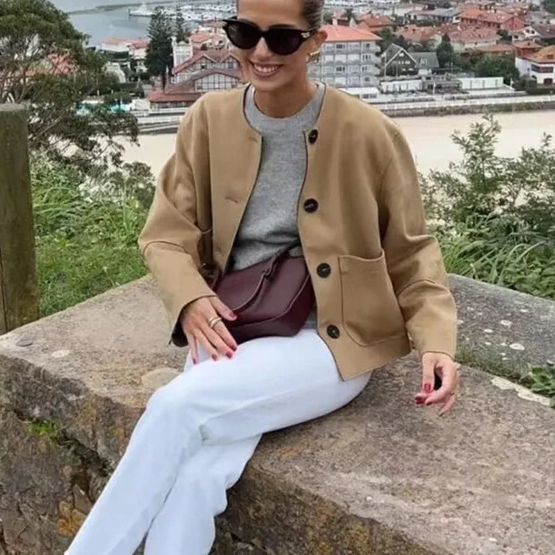 Kurtka Blazer dla Kobiet z Krótkim Krojem, Długimi Rękawami i Eleganckim Dopasowaniem