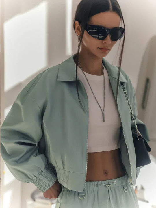 Kobieta | Krótka Kurtka Franziska | Miętowy Kolor | Styl Modny i Świeży | Komfortowy Look