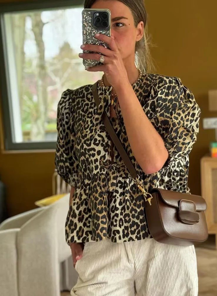 Bluzka w Paski z Bufiastymi Rękawami dla Kobiet | Idealna na Wiosnę i Lato