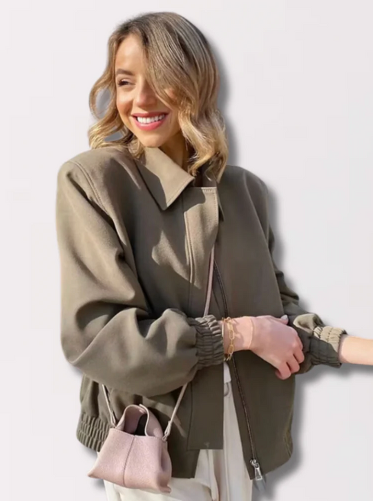 Kobieta | Ocieplana Kurtka z Kapturem | Miękkie Wypełnienie | Ciepły i Wygodny Styl Zimowy | Codzienna Elegancja