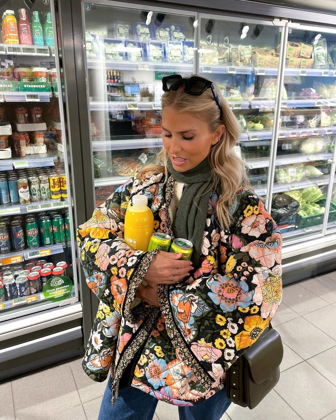 Dalina - Pikowana Kurtka w Kwiatowy Wzór
