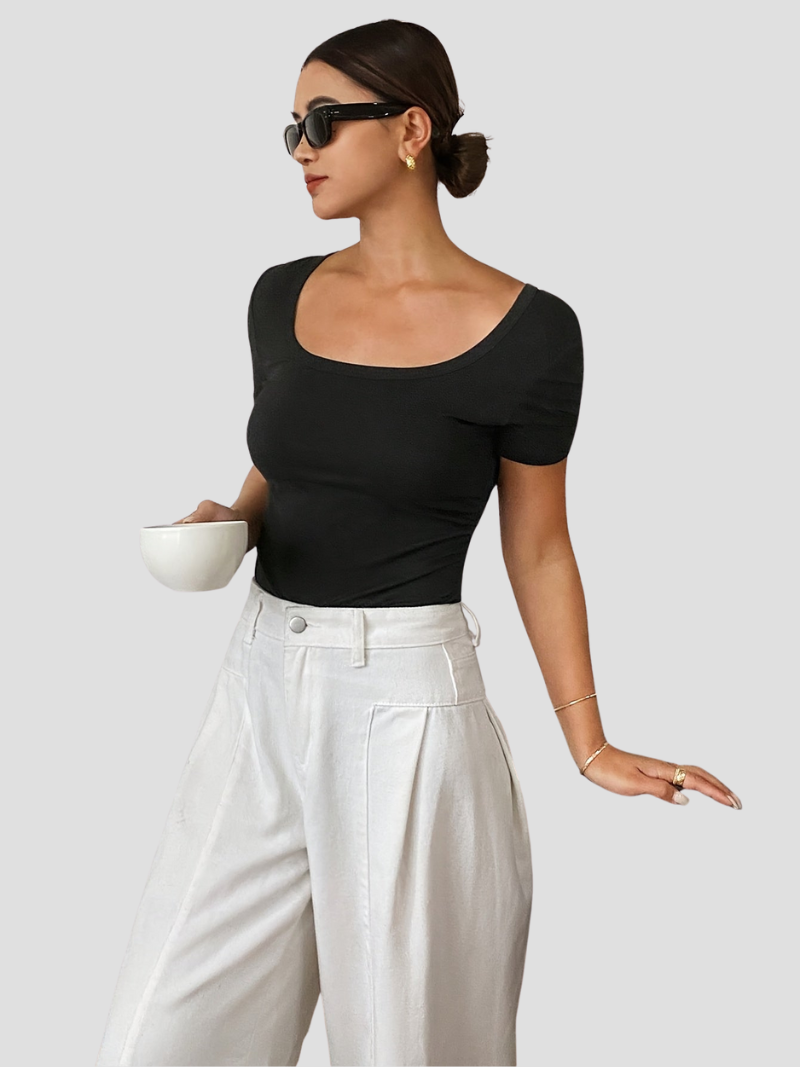 Veronica | Czarny Letni Top z Elegancką Białą Kokardą dla Pań