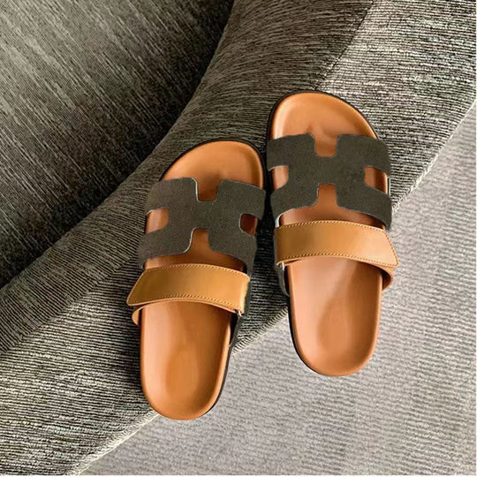 Hira | Eleganckie Sandały Gladiatorki Slip-on z Regulowanym Zapięciem na Rzep