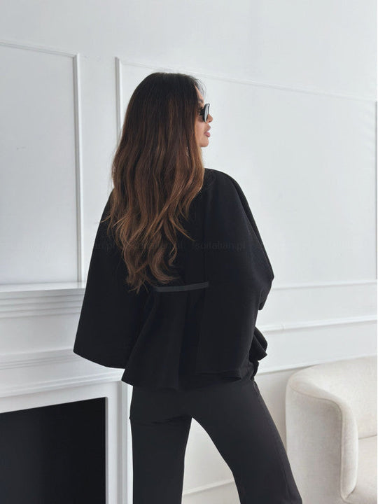 Peleryna Batwing