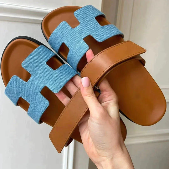 Hira | Eleganckie Sandały Gladiatorki Slip-on z Regulowanym Zapięciem na Rzep
