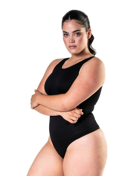 Body na ramiączkach z okrągłym dekoltem