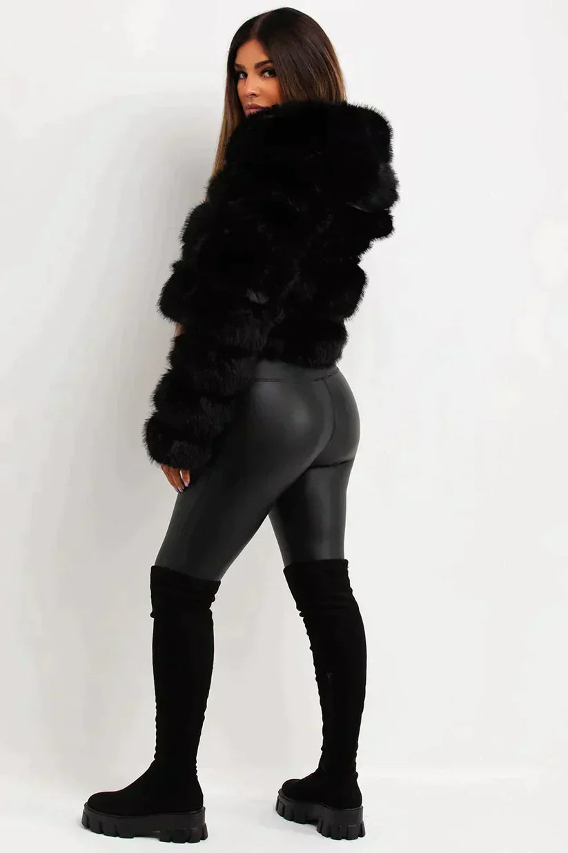 Krótki Płaszcz z Paskiem dla Kobiet | Idealny na Zimę