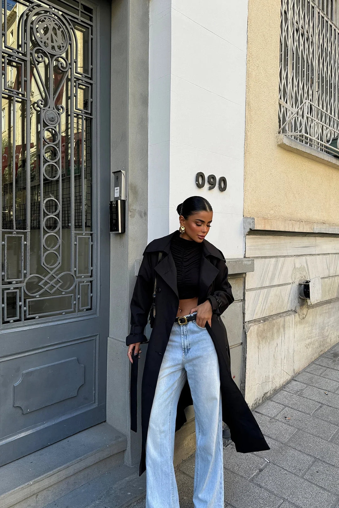 Marie | Czarny trencz w eleganckim designie dla kobiet