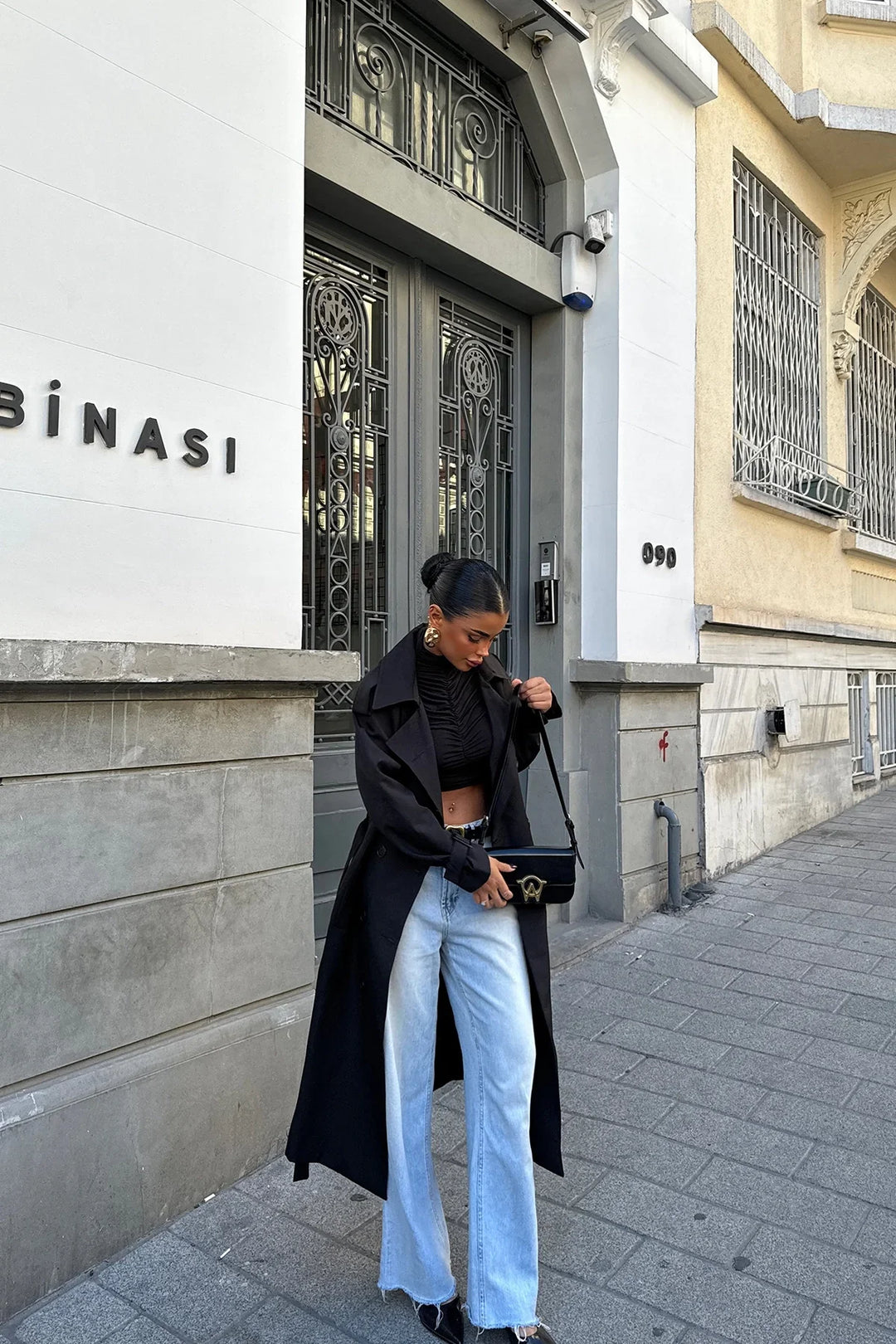 Marie | Czarny trencz w eleganckim designie dla kobiet